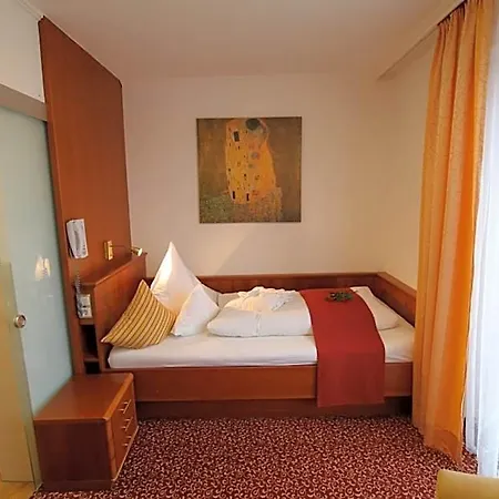 فندق Angerhof Kur- Und Thermenhotel باد ووريشهوفن